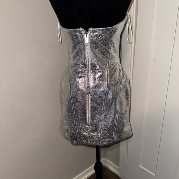 Retrofete Silver Strapless Mini Dress - Picture 6 of 10